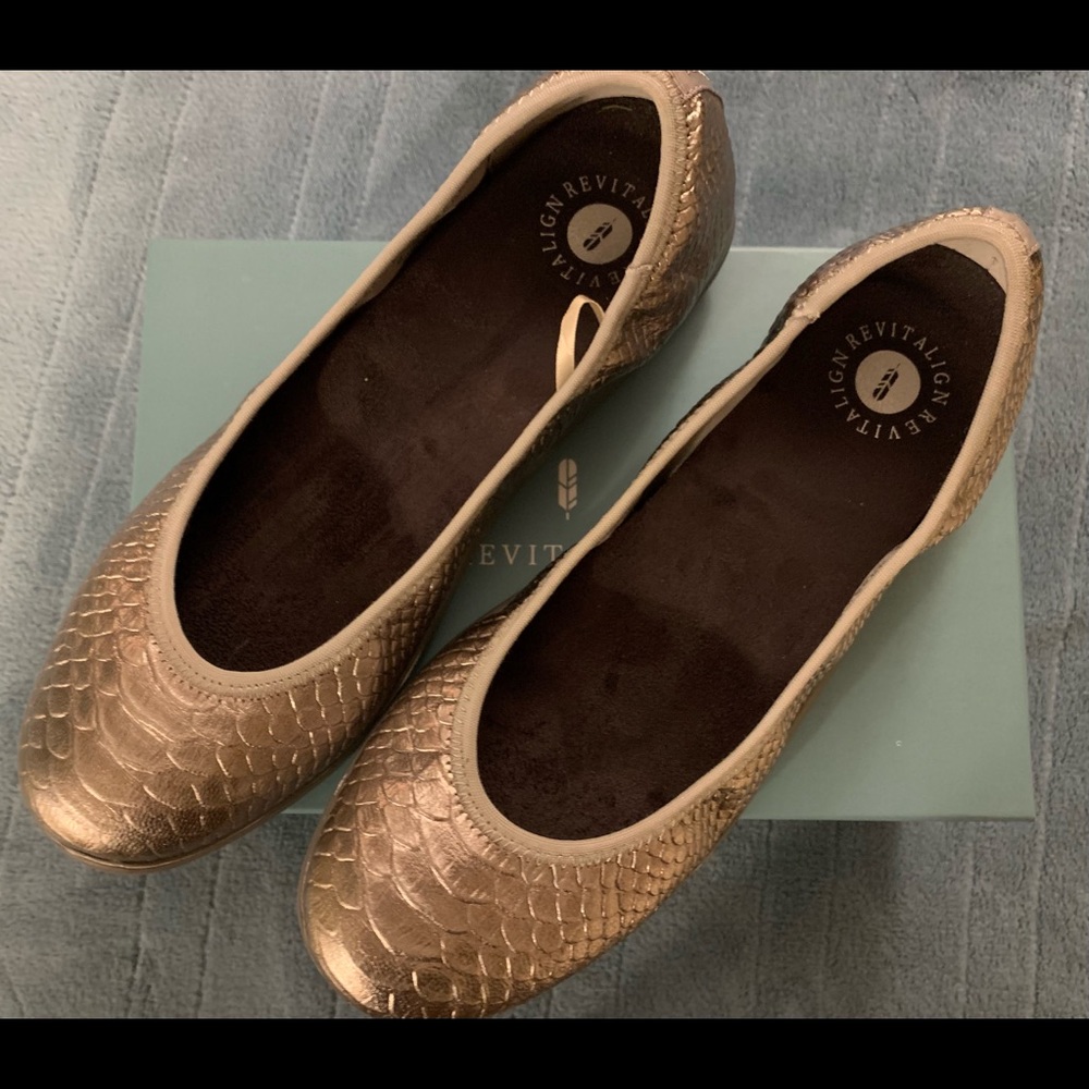Ballet flats NIB size 9